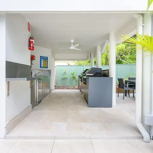 Apartment Ferienwohnung Unit 9 At Marina Terraces Port Douglas
